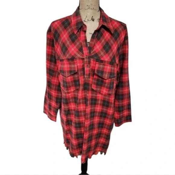 Umgee red plaid fringed button down tunic dress shirt size medium - Picture 3 of 8